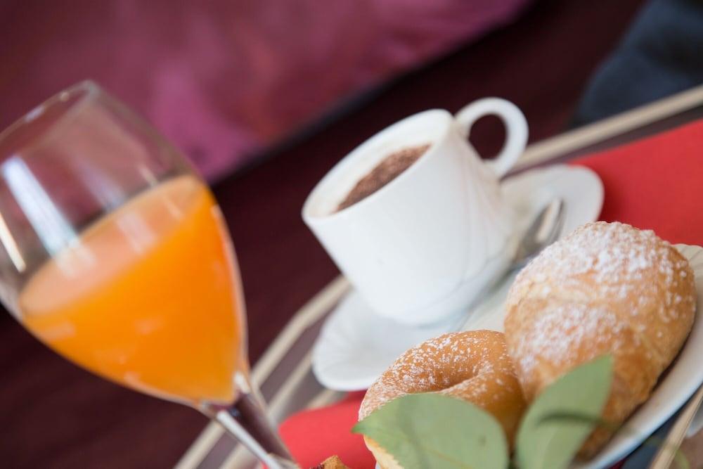 Hotel Roma Марина ди Маса Екстериор снимка